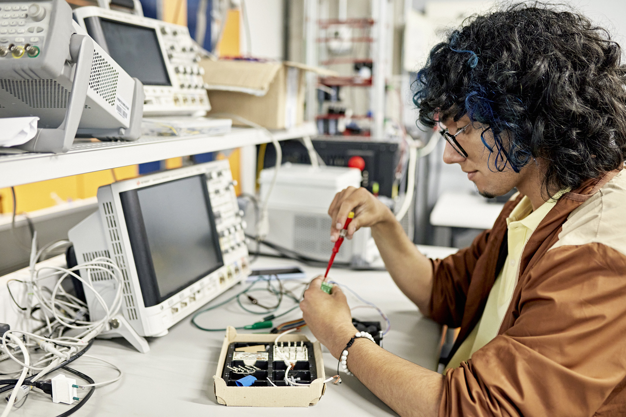 guy doing electrics