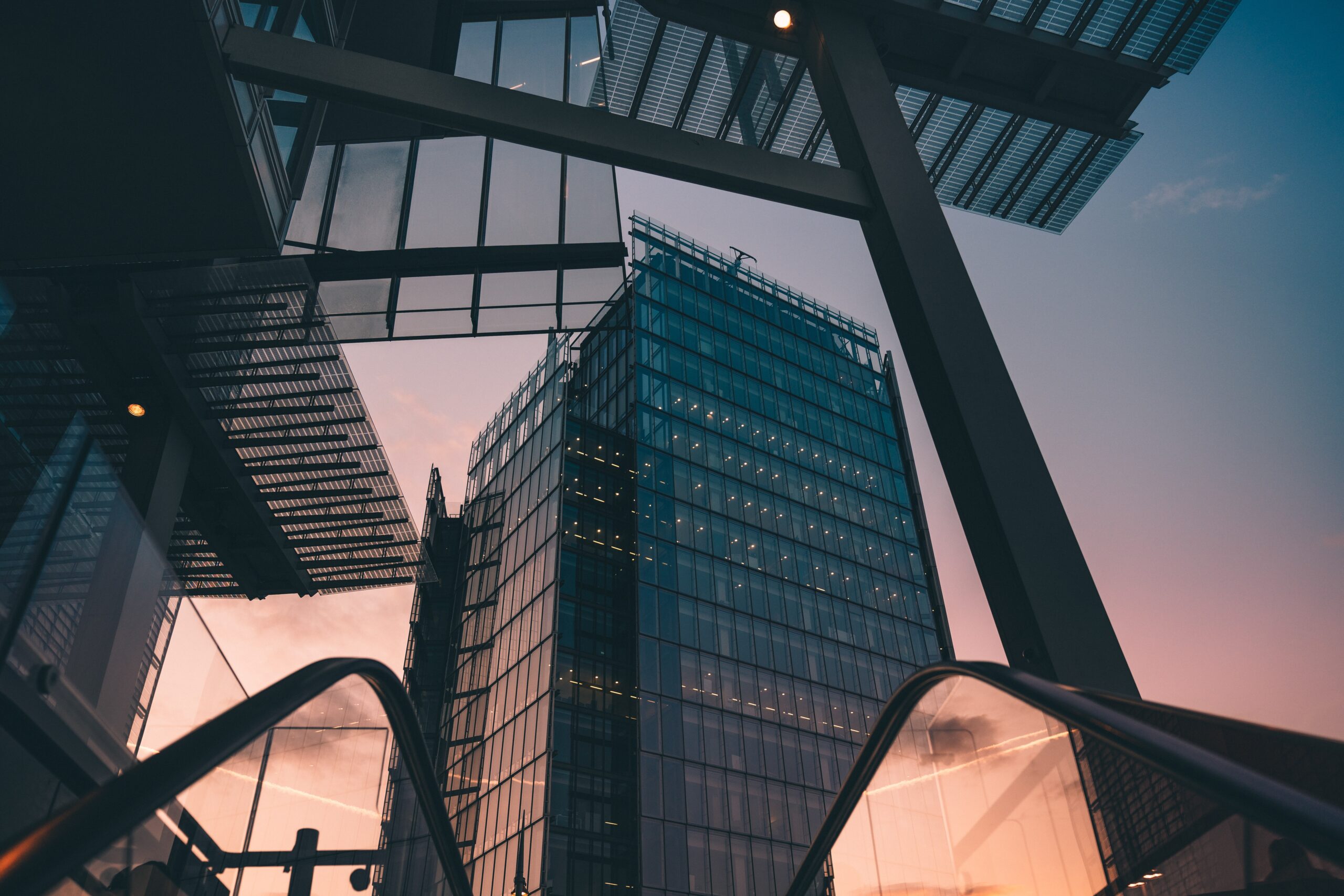 city photo late night